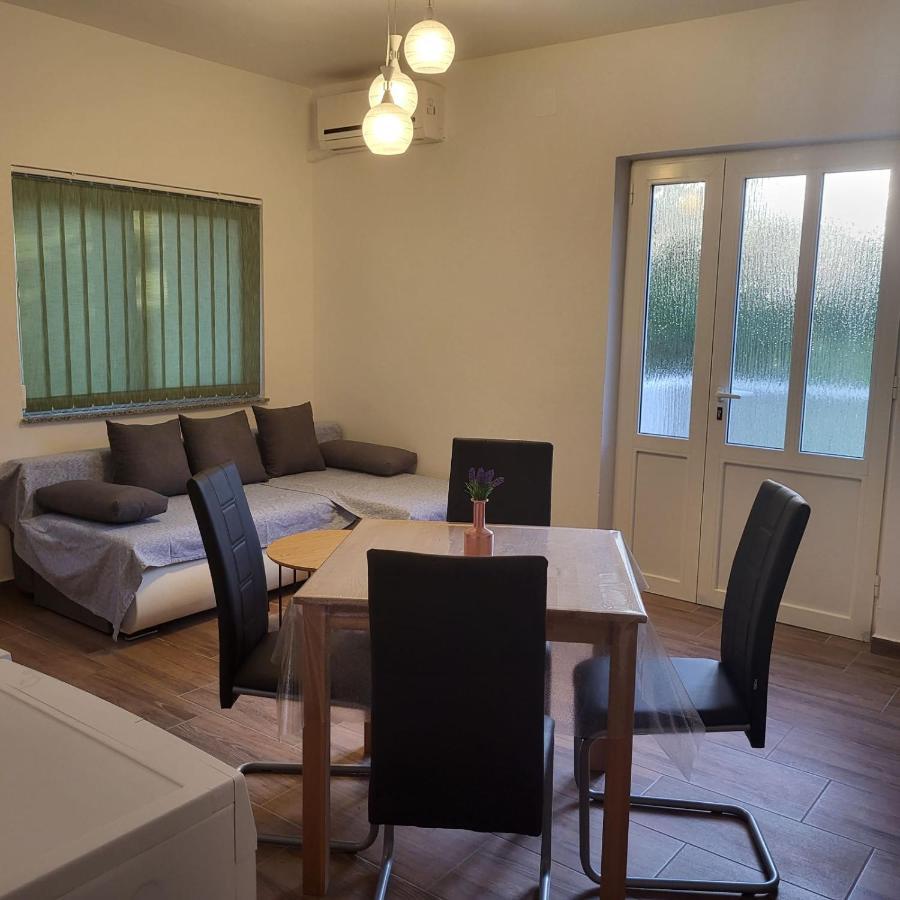 Apartman Padova Banjol エクステリア 写真